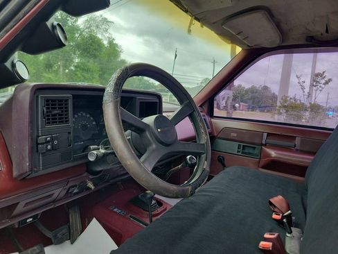 Used 1988 Chevrolet Silverado 1500 4x4 Regular Cab image 12