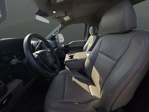 Used 2021 Ford F350 XL w/ Power Equipment Group image 6