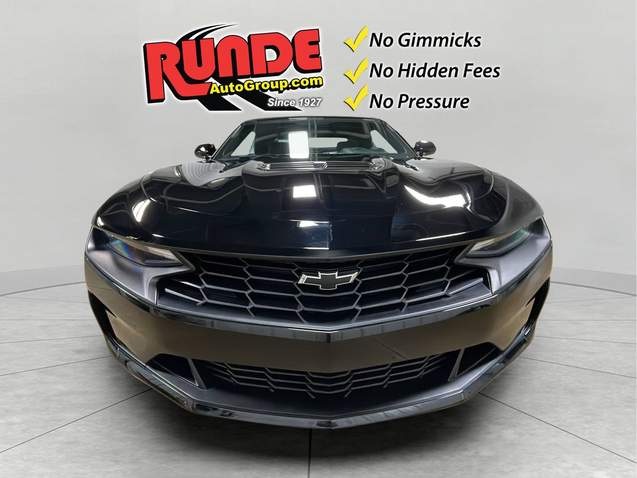 Used 2023 Chevrolet Camaro LT w/ Technology Package RWD image 9