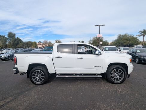 Used 2018 GMC Canyon Denali image 6