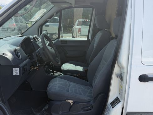 Used 2011 Ford Transit Connect XLT FWD image 17