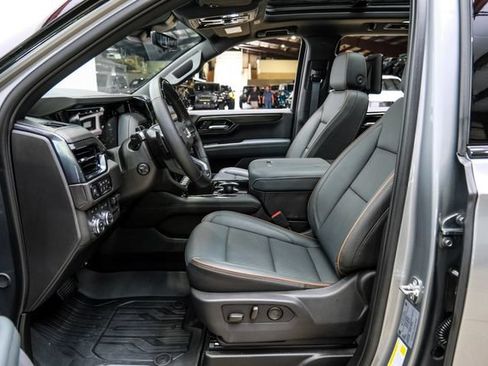 Used 2026 GMC Yukon AT4 w/ AT4 Premium Plus Package AWD/4WD image 14