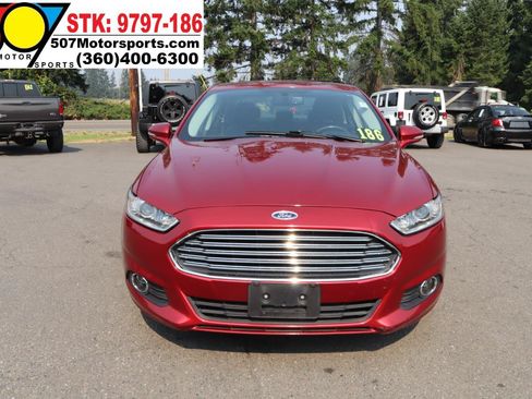 Used 2013 Ford Fusion SE FWD image 12