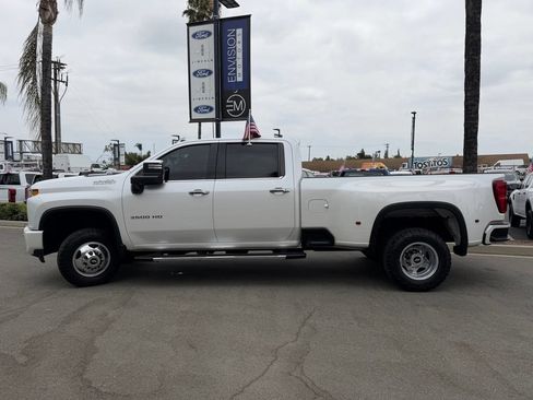 Used 2021 Chevrolet Silverado 3500 High Country w/ Technology Package AWD/4WD image 7