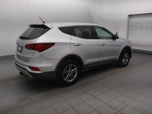 Used 2018 Hyundai Santa Fe Sport FWD image 10