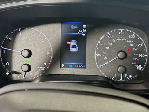 Used 2025 Toyota Corolla LE image 13