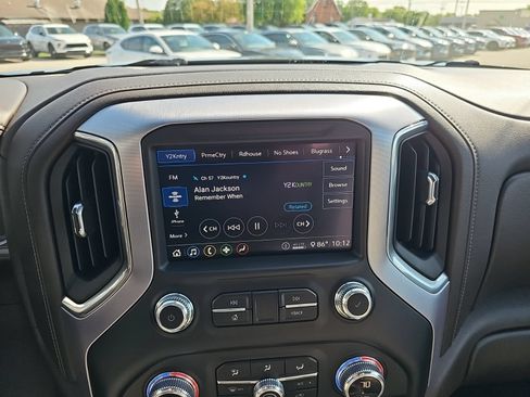 Used 2020 GMC Sierra 1500 SLT w/ SLT Premium Package AWD/4WD image 19
