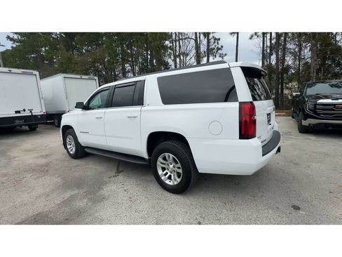 Used 2019 Chevrolet Suburban LT image 6