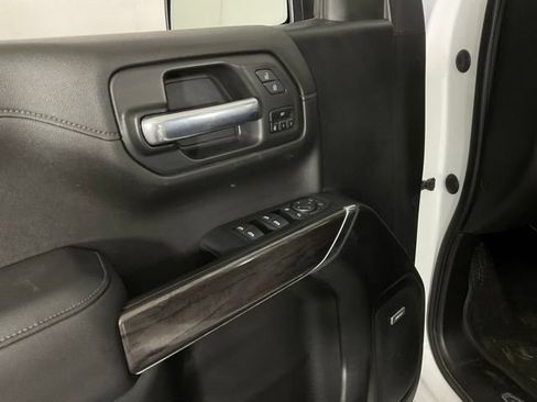 Used 2021 Chevrolet Silverado 1500 LTZ w/ Technology Package AWD/4WD image 31