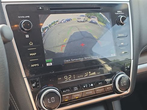 Used 2019 Subaru Outback 2.5i Touring AWD/4WD image 21