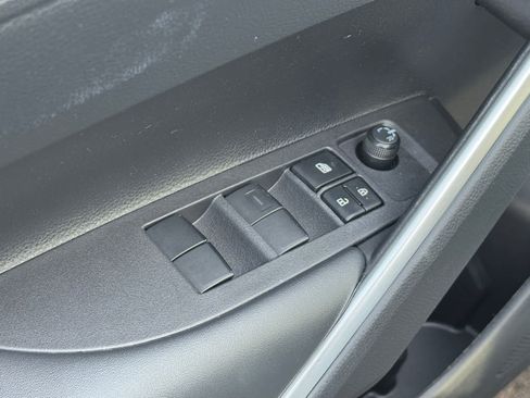 Certified 2024 Toyota Corolla Cross LE image 15