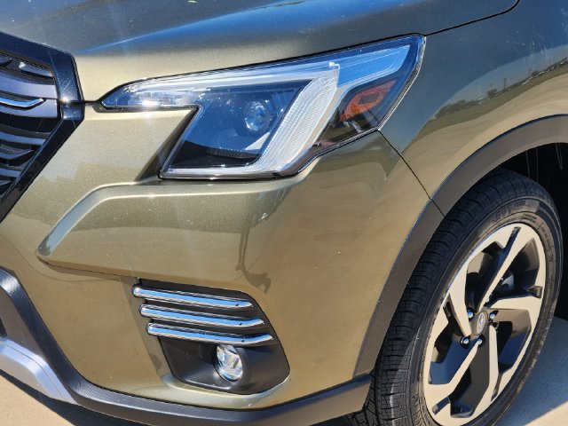 Certified 2023 Subaru Forester Touring w/ Popular Package #2 AWD/4WD image 9