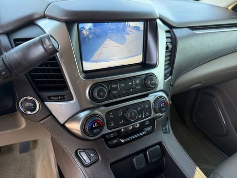 Used 2018 Chevrolet Tahoe LT w/ LT Signature Package AWD/4WD image 19
