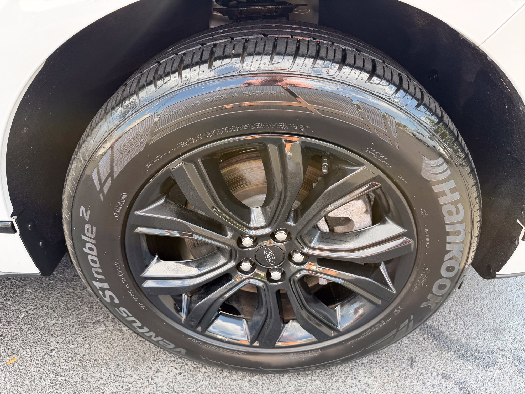 Used 2024 Ford Edge SE w/ Black Appearance Package AWD/4WD image 8