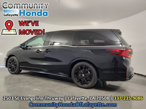 Used 2025 Honda Odyssey Sport-L image 6