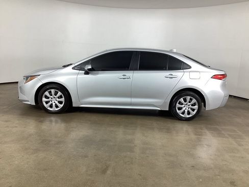Used 2023 Toyota Corolla LE FWD image 10