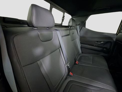 Used 2024 Hyundai Santa Cruz Limited image 30