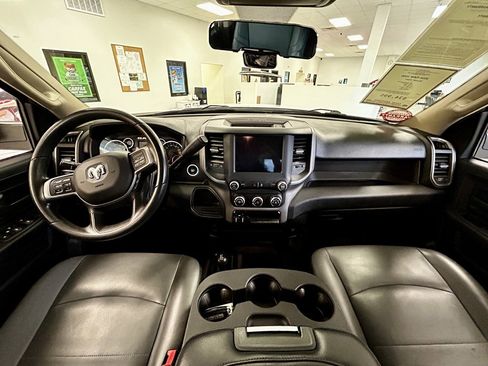 Used 2020 RAM 3500 Tradesman w/ Chrome Appearance Group image 10