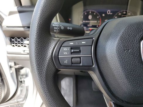 Used 2024 Honda Accord EX image 22