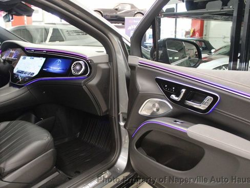 Used 2023 Mercedes-Benz EQS 580 4MATIC SUV image 52