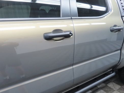 Used 2024 Toyota Tacoma Trailhunter Crew Cab image 38