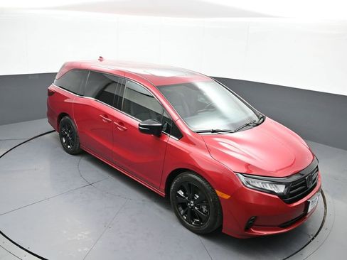 Certified 2023 Honda Odyssey Sport image 38