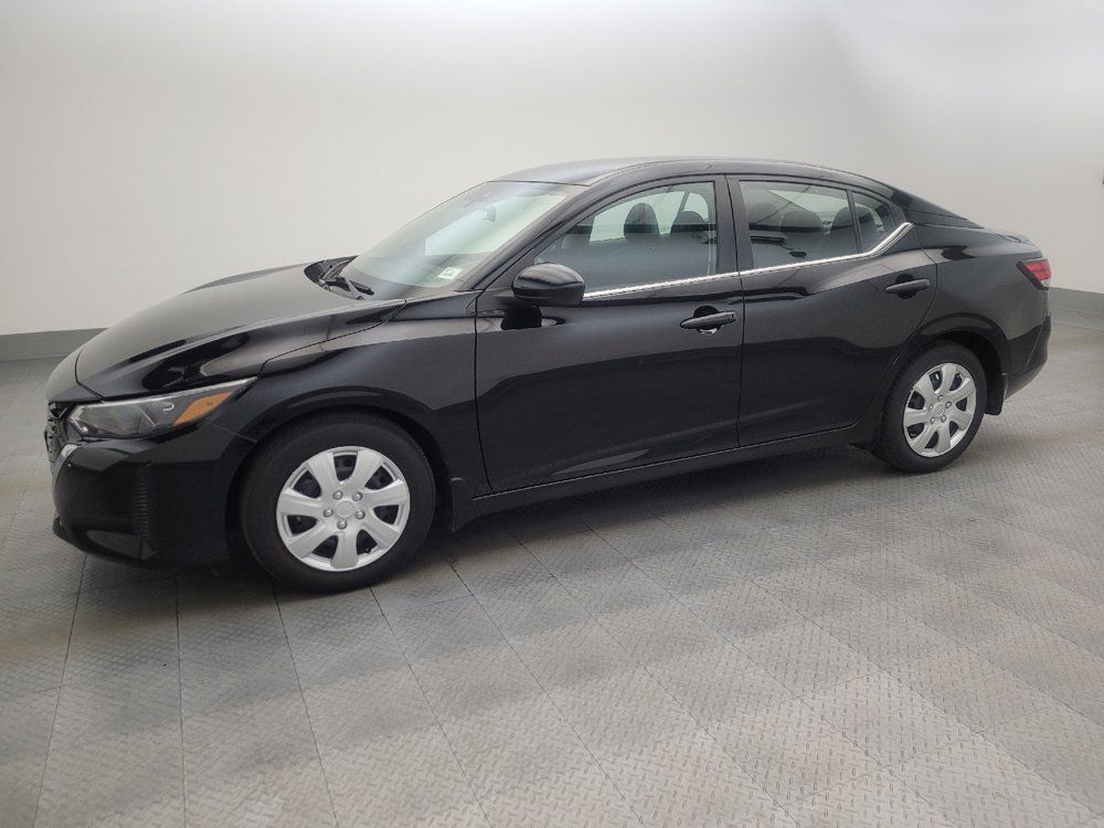 Used 2025 Nissan Sentra S FWD image 2