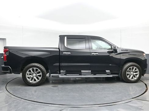 Used 2022 Chevrolet Silverado 1500 High Country w/ LPO, Dark Essentials Package image 15