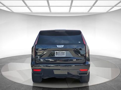 Used 2021 Cadillac Escalade Sport Platinum w/ Heavy-Duty Trailer Package image 6