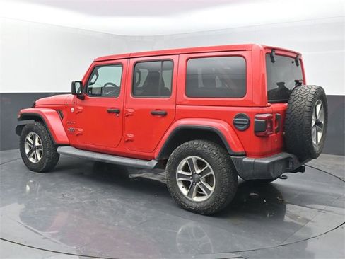 Used 2018 Jeep Wrangler Unlimited Sahara w/ Dual Top Group image 3