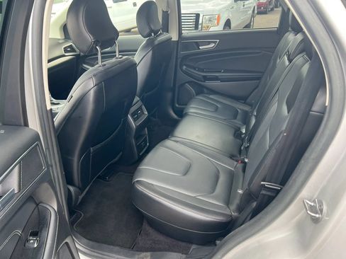 Used 2017 Ford Edge Titanium FWD image 14