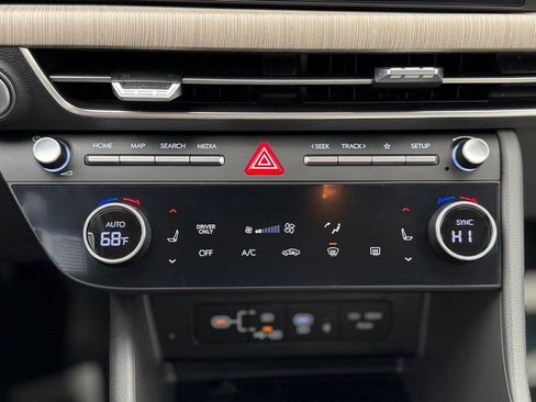 Used 2024 Hyundai Sonata SEL image 16