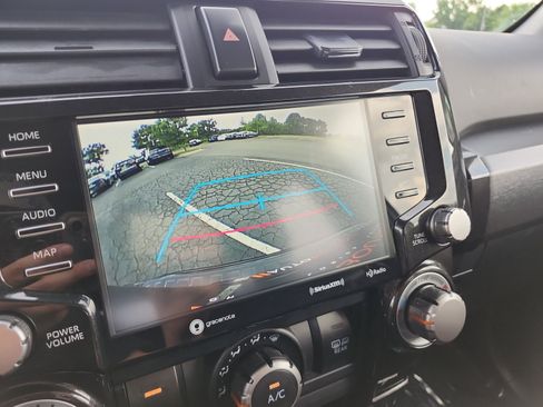 Used 2023 Toyota 4Runner TRD Off-Road AWD/4WD image 16