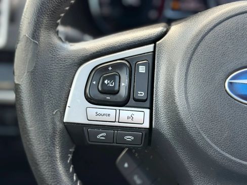 Used 2017 Subaru Forester 2.5i Touring AWD/4WD image 26