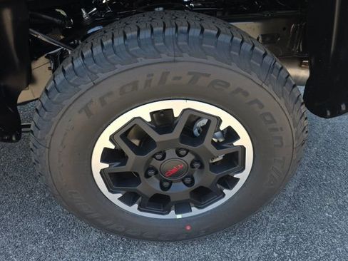 New 2026 Toyota Tacoma TRD Off-Road AWD/4WD image 7