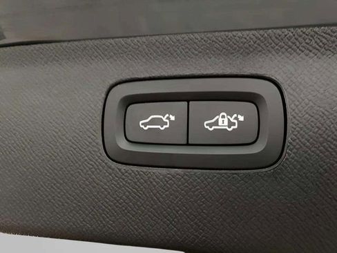 Used 2023 Volvo XC90 T8 Plus w/ Protection Package Premier image 50