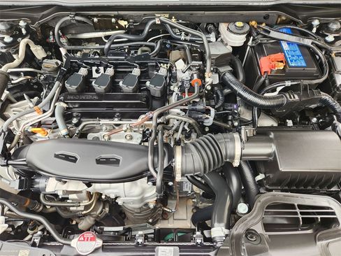 Certified 2024 Honda Civic Touring image 30