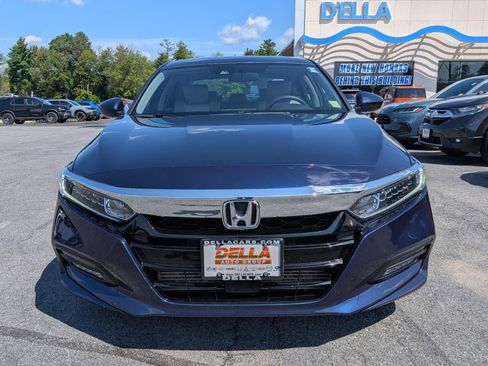 Used 2019 Honda Accord EX image 2