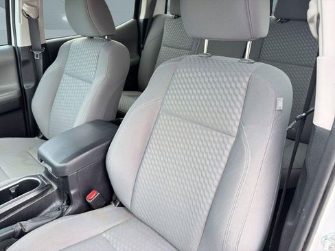 Used 2021 Toyota Tacoma SR w/ SR Convenience Package RWD image 21