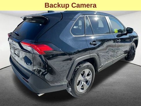 Used 2023 Toyota RAV4 LE image 10