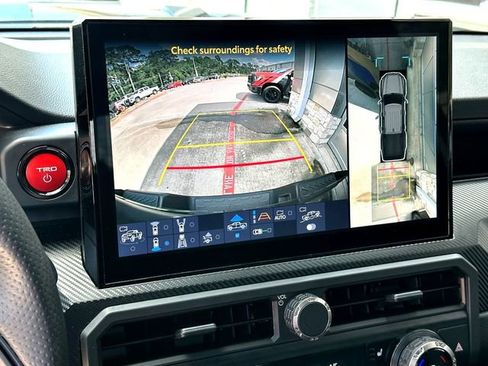 Certified 2025 Toyota Tacoma TRD Pro AWD/4WD image 13