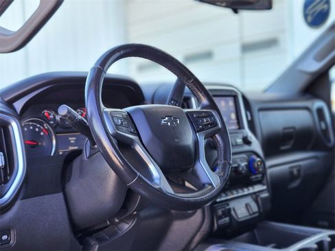 Used 2020 Chevrolet Silverado 1500 RST image 17