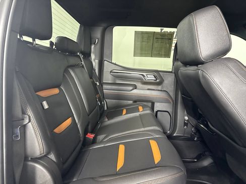 Used 2025 GMC Sierra 1500 AT4 AWD/4WD image 29