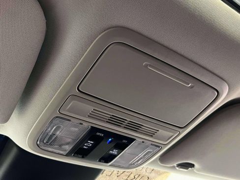 Used 2026 Honda Odyssey EX-L image 33