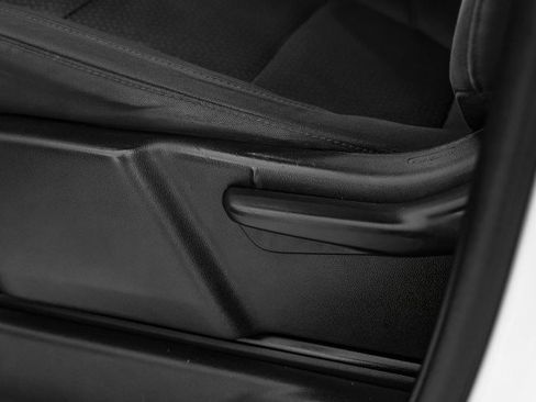 Used 2019 Chevrolet Silverado 1500 Custom w/ Custom Value Package image 25