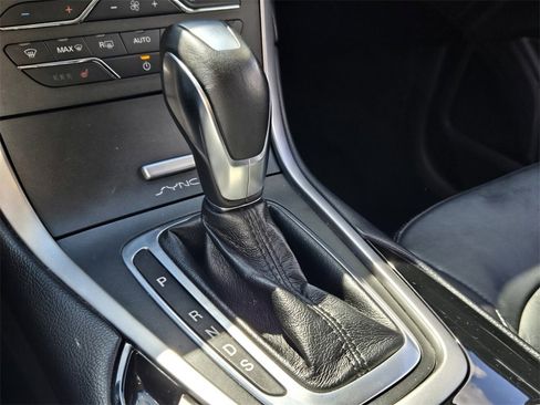 Used 2017 Ford Edge SEL w/ Equipment Group 201A image 21