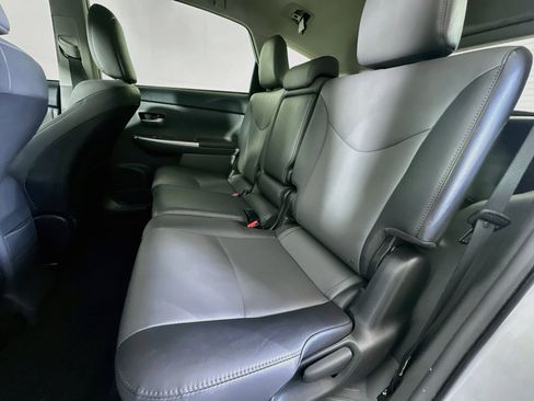 Used 2014 Toyota Prius V Five FWD image 26