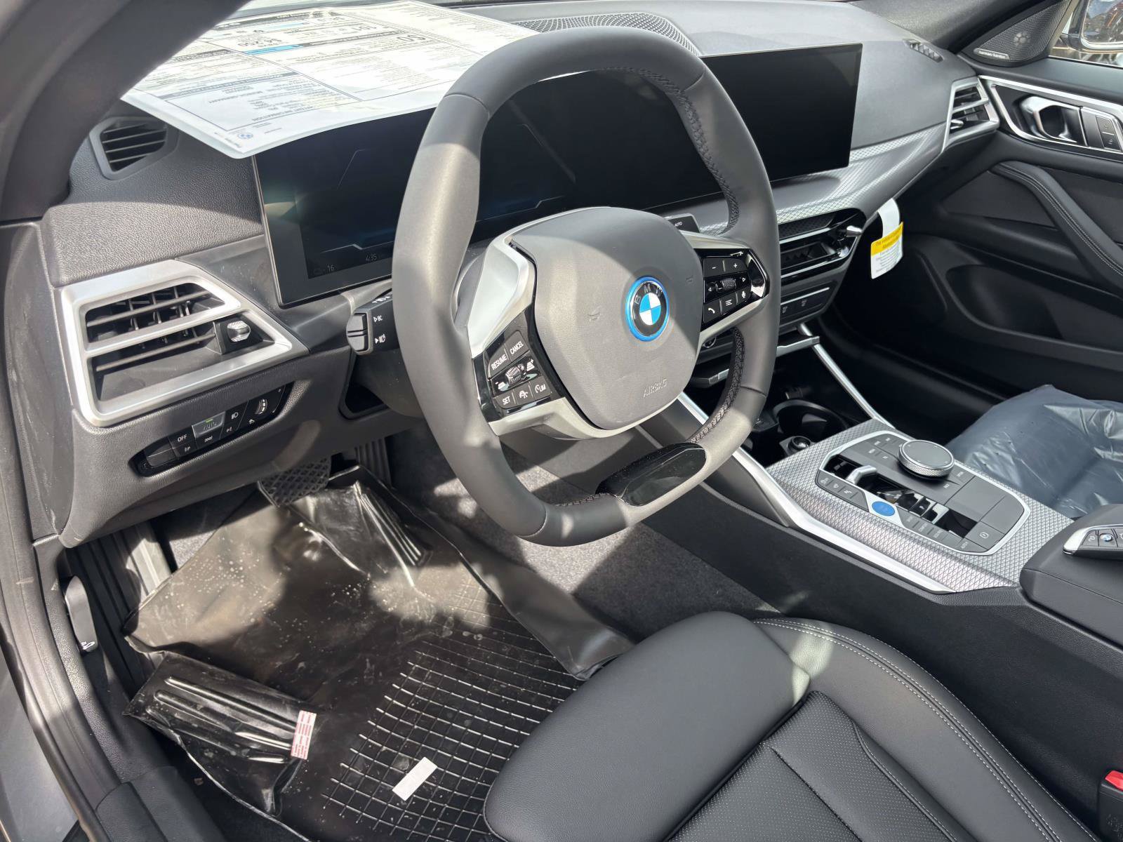 Used 2026 BMW i4 xDrive40i w/ Premium Package AWD/4WD image 9