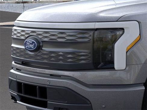 New 2025 Ford F150 Lightning Lariat image 17