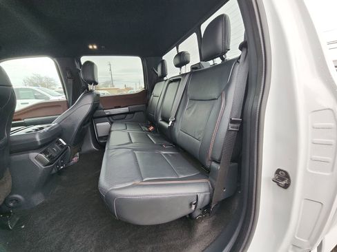 Used 2021 Ford F150 Lariat image 24